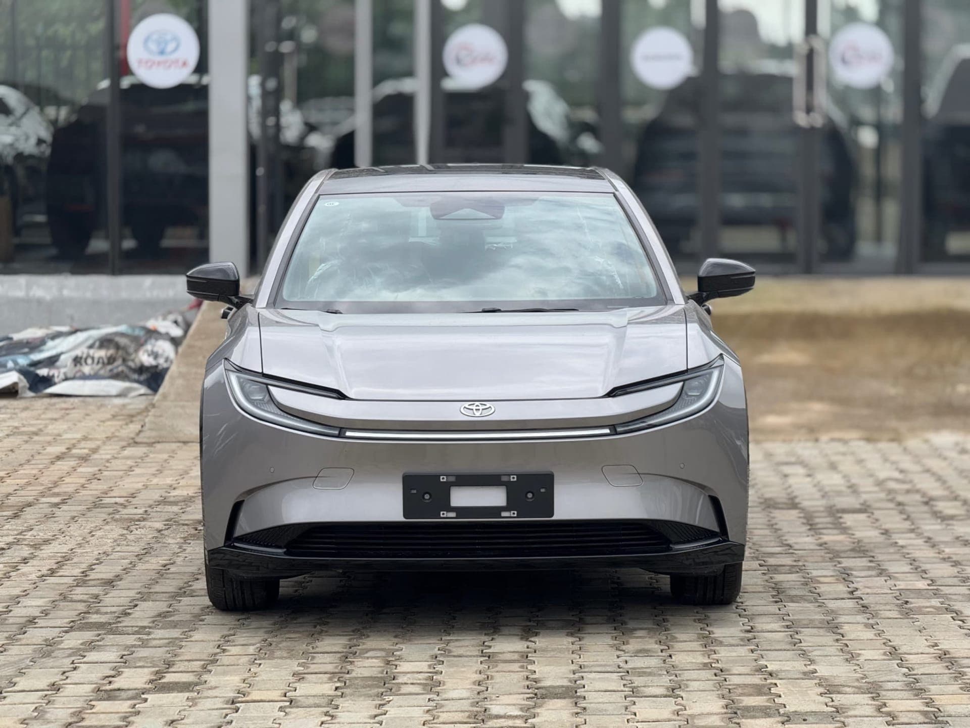 2025 Toyota BZ5